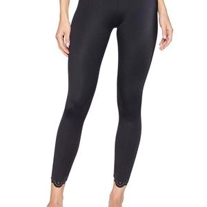 Beyond Yoga scalloped Cruz Leggings XS new Midi